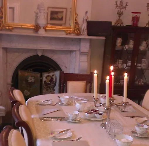 Hartley House 4*